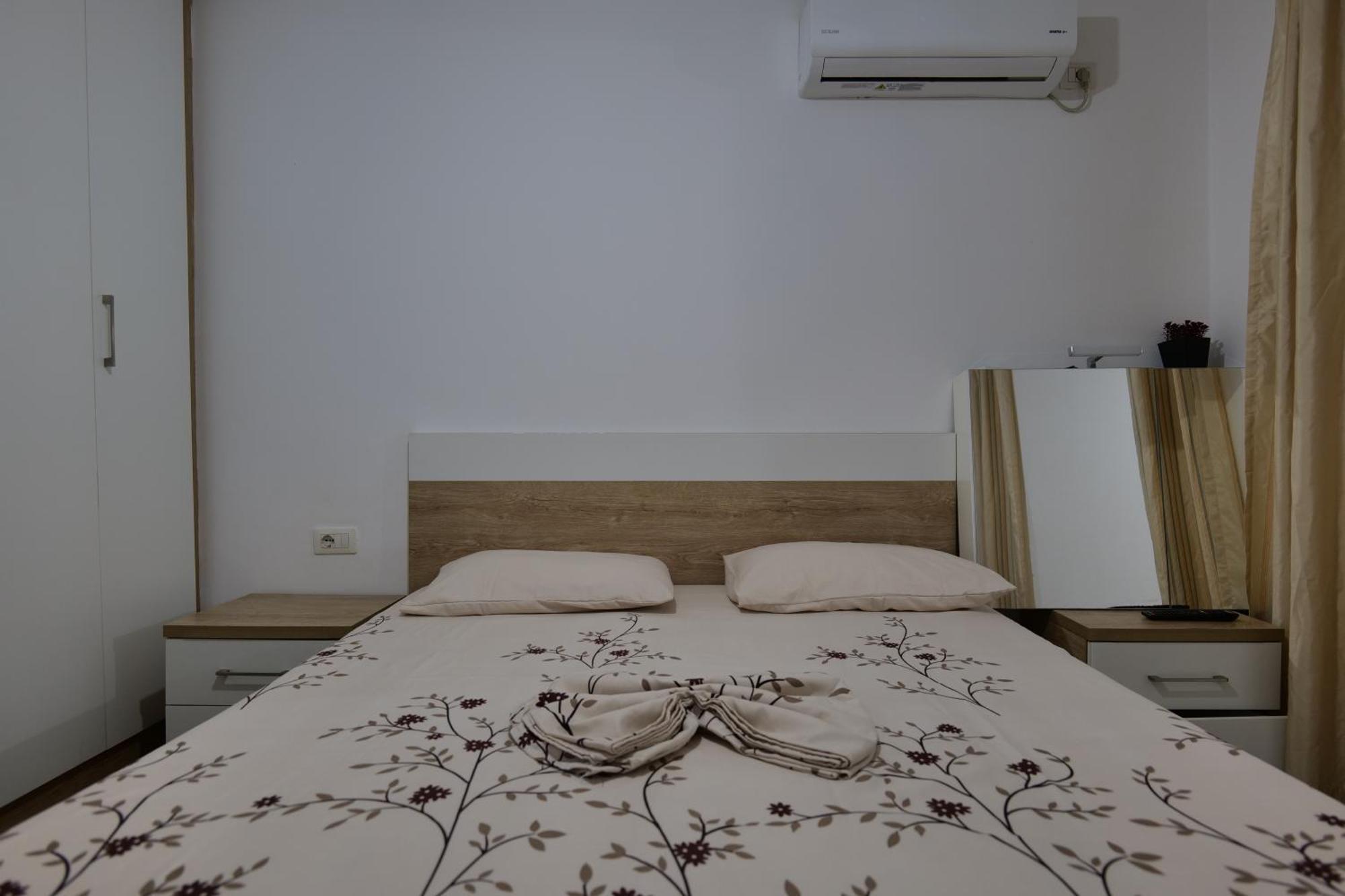 Hermes Elite Apartments Sarandë Esterno foto