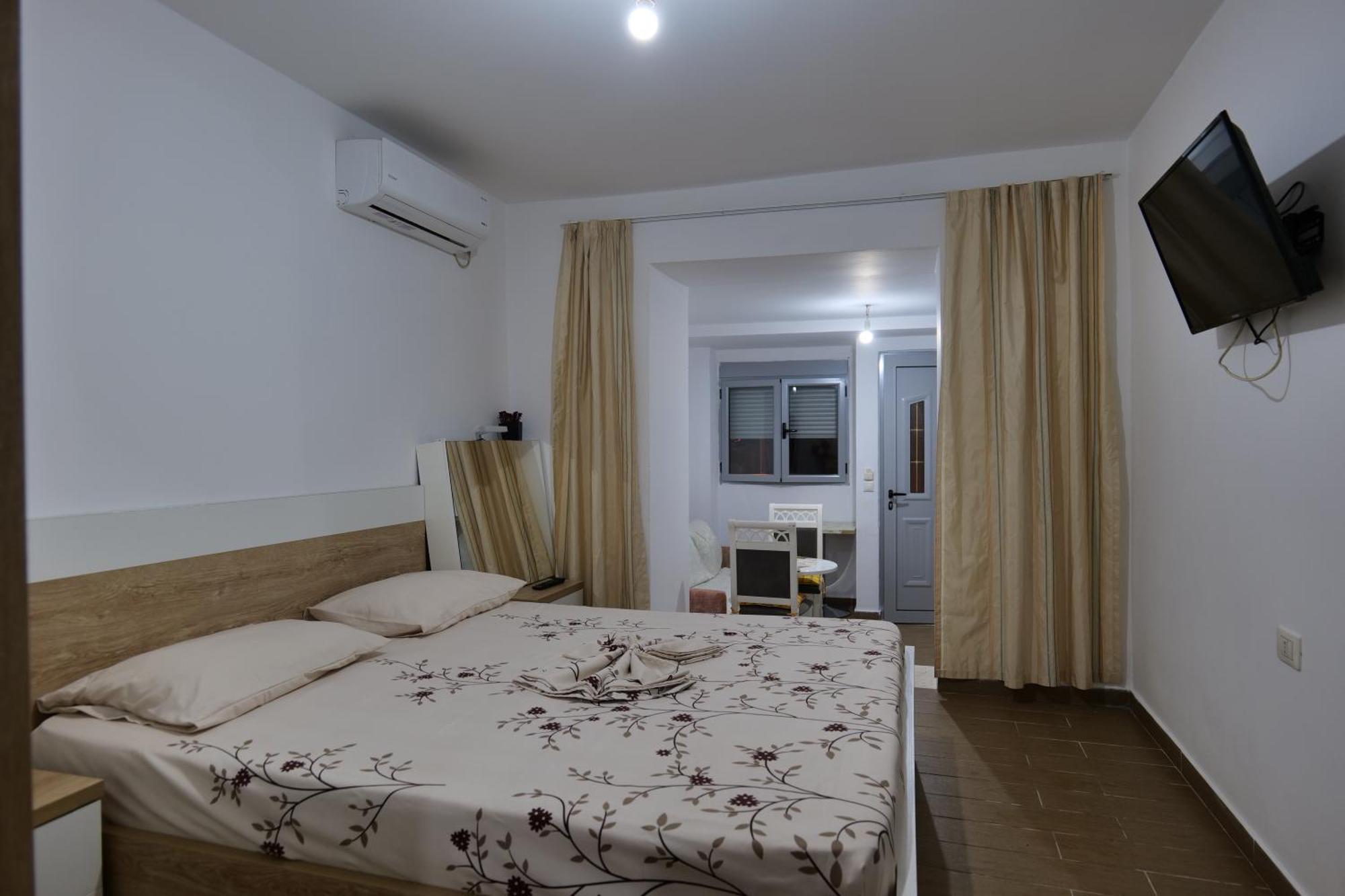 Hermes Elite Apartments Sarandë Esterno foto